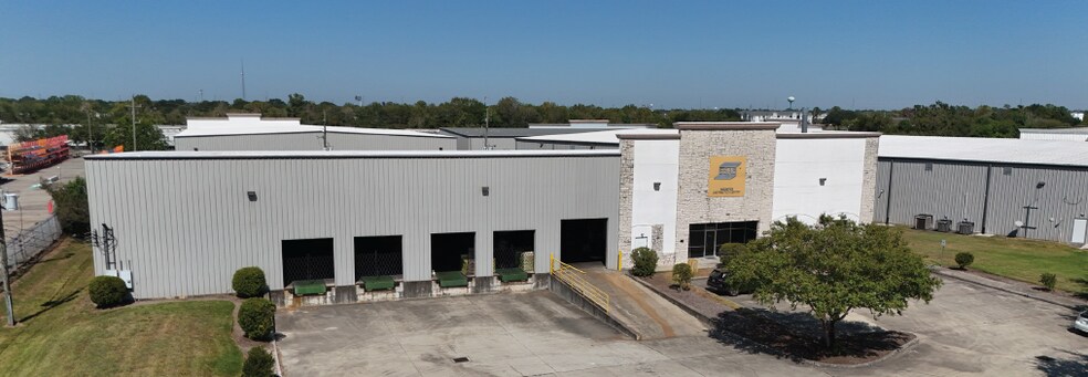 7310 West Rd, Houston, TX à louer - Photo de l’immeuble – Image 2 sur 7