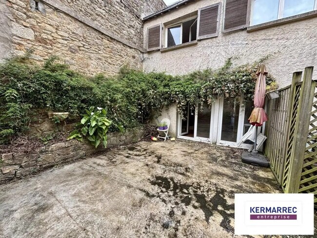 Plus de détails pour Local commercial à vendre