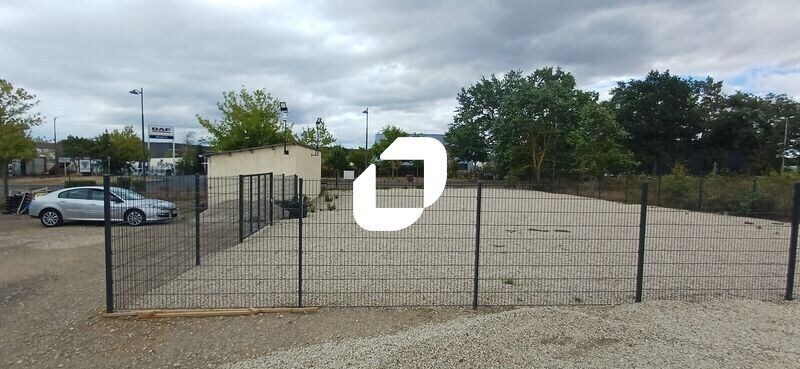 Local d’activités dans Rosny Sur Seine à louer - Photo de l’immeuble – Image 3 sur 11