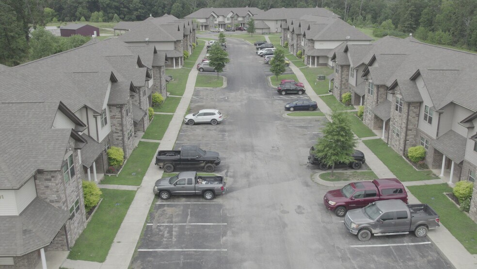 2500 Ridgeland Cir, Pocahontas, AR à vendre - Vidéo sur l’annonce professionnelle – Image 2 sur 35