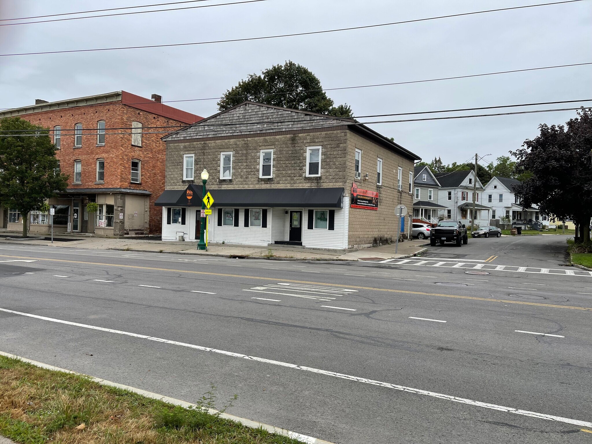 288 Genesee St, Auburn, NY à vendre Photo principale– Image 1 sur 16
