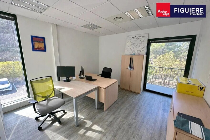 595 Rue Pierre Berthier, Aix-en-Provence à louer - Photo intérieure – Image 3 sur 13