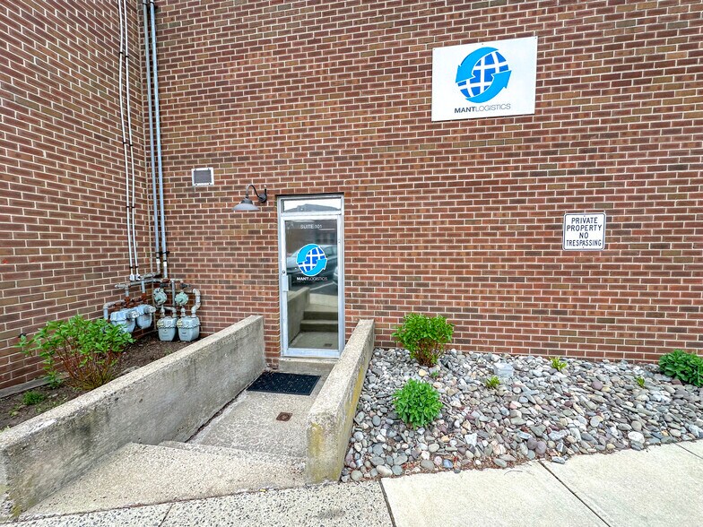 1300 Industrial Blvd, Southampton, PA à louer - Photo de l’immeuble – Image 3 sur 13