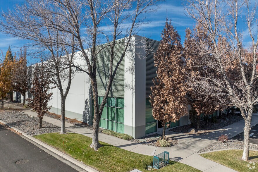 7525 Colbert Dr, Reno, NV à louer - Photo principale – Image 1 sur 6