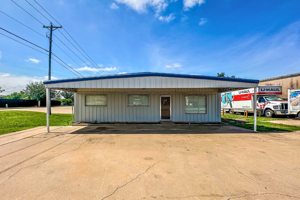 140 Coin St, Fort Worth, TX à vendre Photo de l’immeuble– Image 1 sur 21