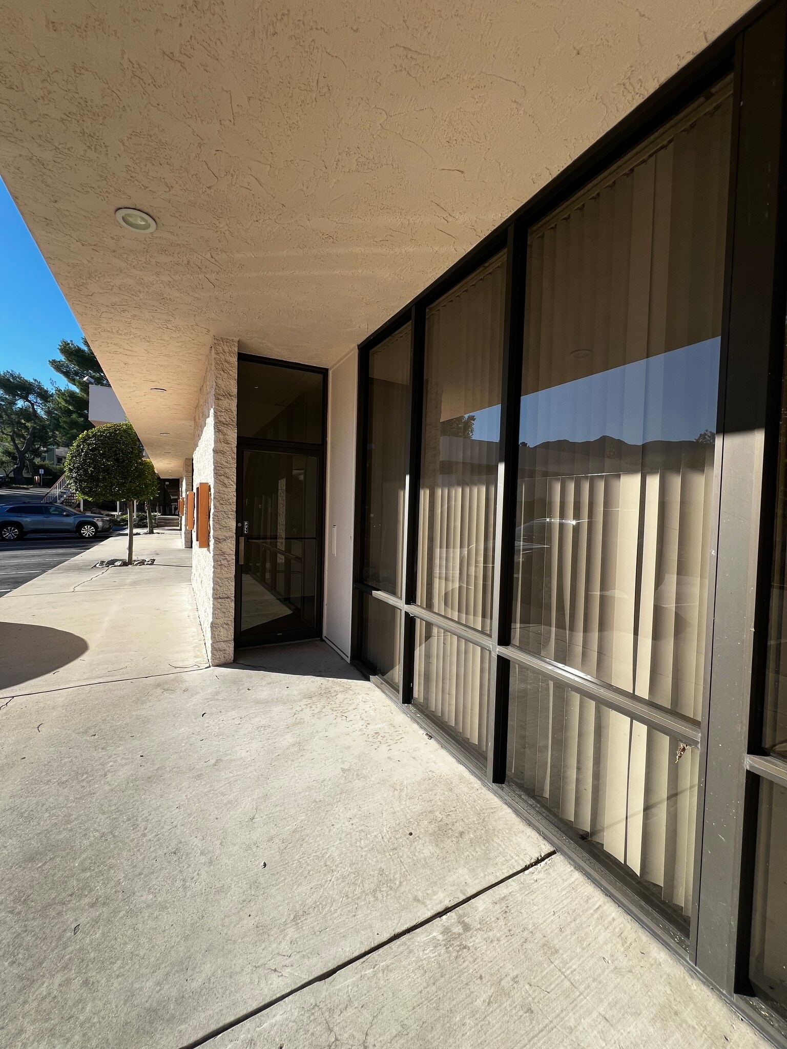 30941 Agoura Rd, Westlake Village, CA à louer Autre– Image 1 sur 10