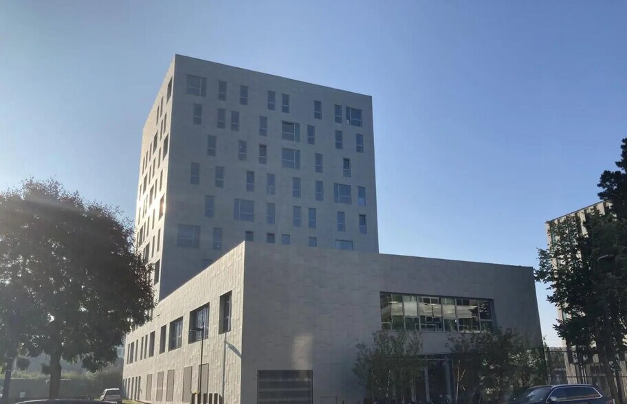 Bureau dans Nantes à louer - Photo de l’immeuble – Image 2 sur 11