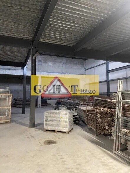 Industriel/Logistique dans Montfermeil à louer - Photo de l’immeuble – Image 1 sur 5