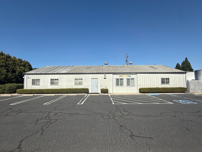 202 Tank Farm Rd, San Luis Obispo, CA à vendre - Photo de l’immeuble – Image 3 sur 10
