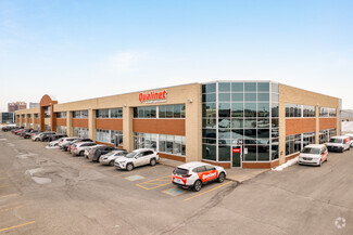 Plus de détails pour 4500-4536 Rue Louis-B.-Mayer, Laval, QC - Industriel/Logistique à louer