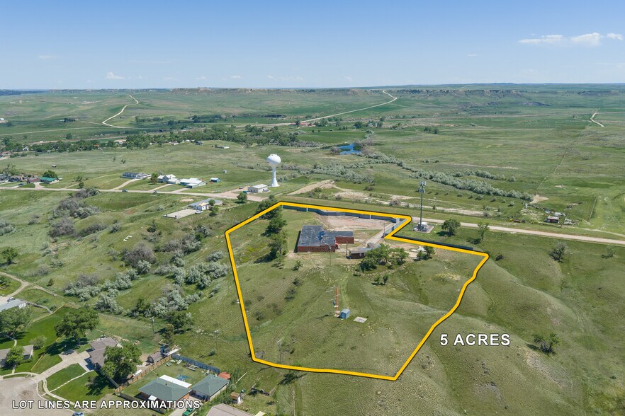 908 H St, Edgemont, SD à vendre - Photo de l’immeuble – Image 2 sur 49