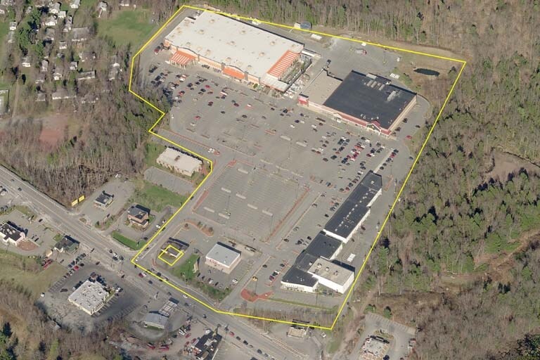 4050 State Route 42, Monticello, NY à louer Photo principale– Image 1 sur 5