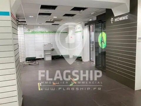 Local commercial dans Paris à louer - Photo intérieure – Image 2 sur 4