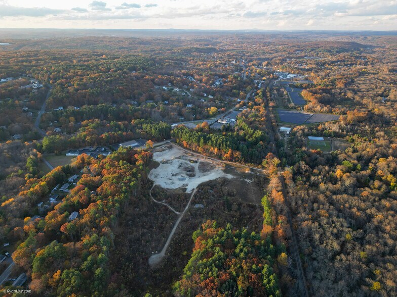 290 Millville Rd, Uxbridge, MA à vendre - Aérien – Image 2 sur 25