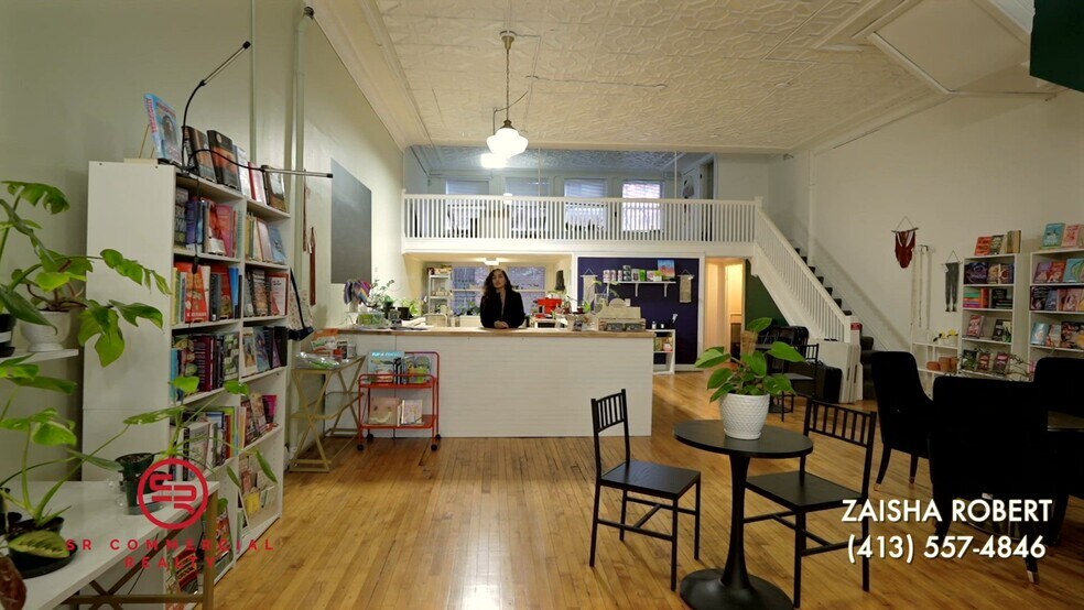 284 High St, Holyoke, MA à vendre - Vidéo sur l’annonce professionnelle – Image 2 sur 29