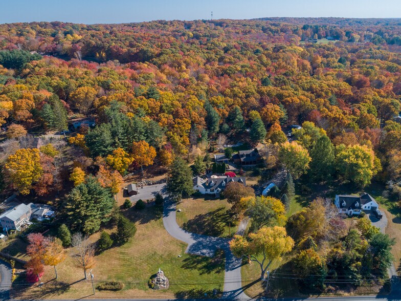 47 Hartford Tpke, Tolland, CT à vendre - Photo de l’immeuble – Image 3 sur 40