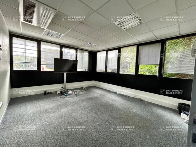 Bureau dans Rennes à louer - Photo de l’immeuble – Image 1 sur 7