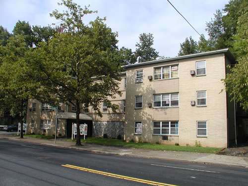 2375 Richmond Rd, Staten Island, NY à louer - Photo de l’immeuble – Image 2 sur 8