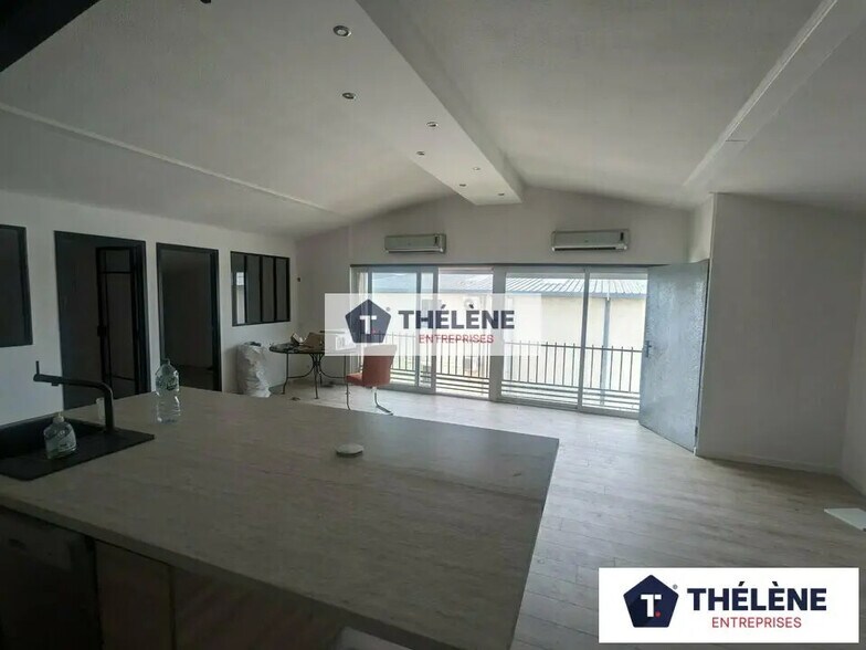 Local d'activités dans Gigean à vendre - Photo intérieure – Image 1 sur 6