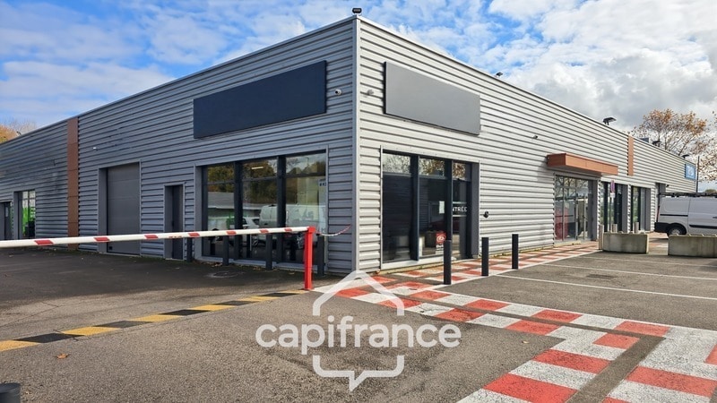Local commercial dans Chalon-sur-Saône à louer - Photo de l’immeuble – Image 2 sur 7