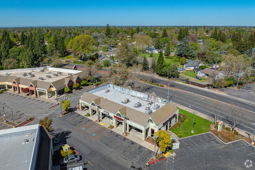 7777 Sunrise Blvd, Citrus Heights, CA à louer - Aérien – Image 1 sur 5