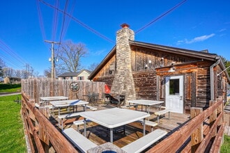 1400 Stratford Rd, Delaware, OH à vendre Photo de l’immeuble– Image 2 sur 9