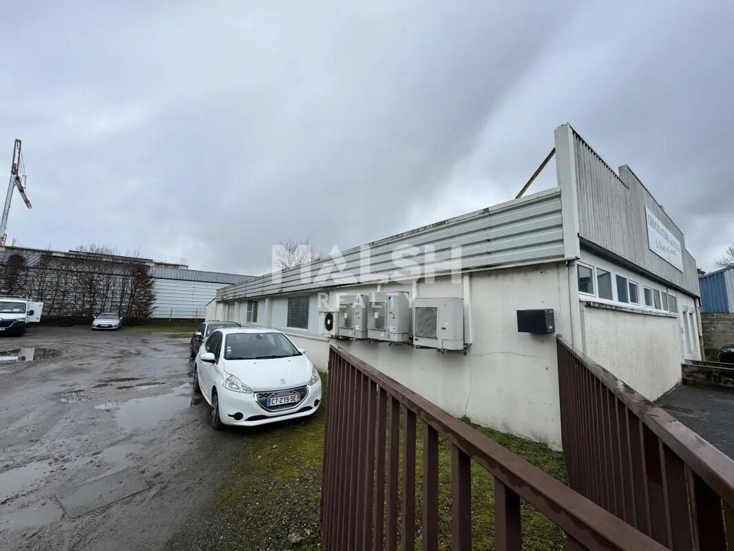 Industriel/Logistique dans Le Chambon-Feugerolles à vendre Photo de l’immeuble– Image 1 sur 12