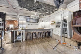 58 Pulaski St, Peabody, MA à louer Photo intérieure– Image 2 sur 5