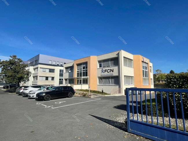 Plus de détails pour 10 Rue Etienne Oehmichen, Reims - Bureau à louer