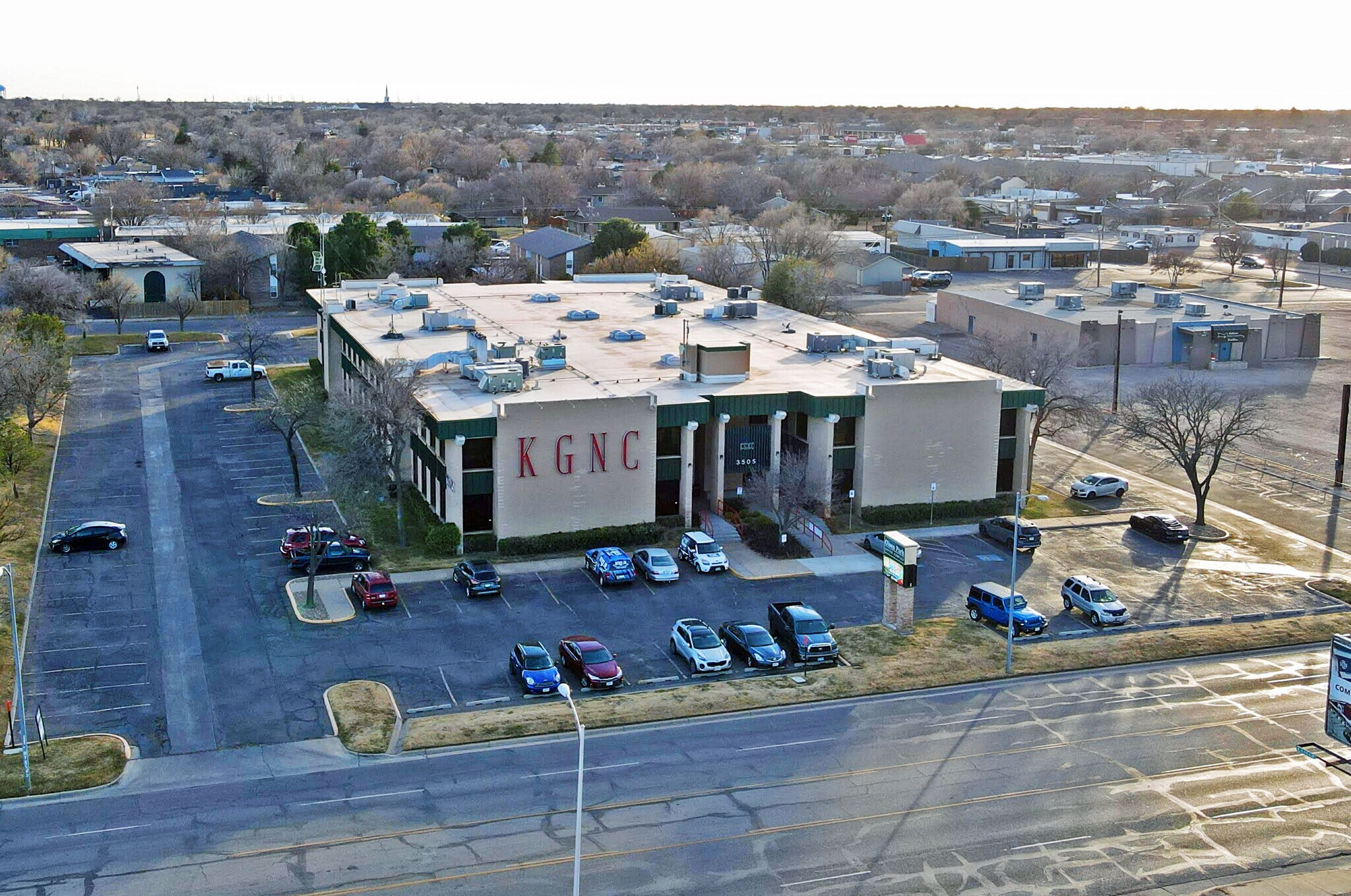 3505 Olsen Blvd, Amarillo, TX à louer Photo de l’immeuble– Image 1 sur 15