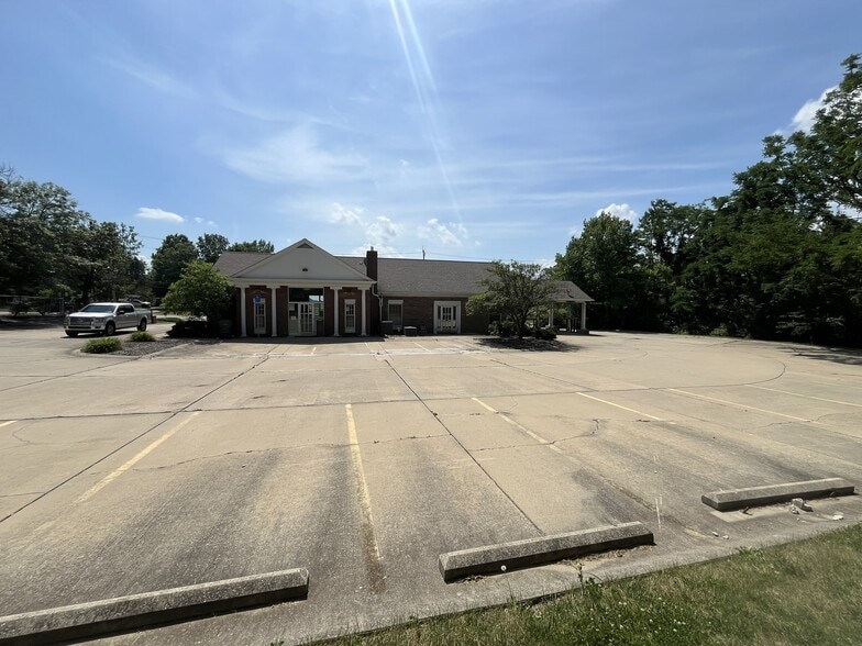 7612 Alexandria Pike, Alexandria, KY à louer - Photo de l’immeuble – Image 2 sur 11