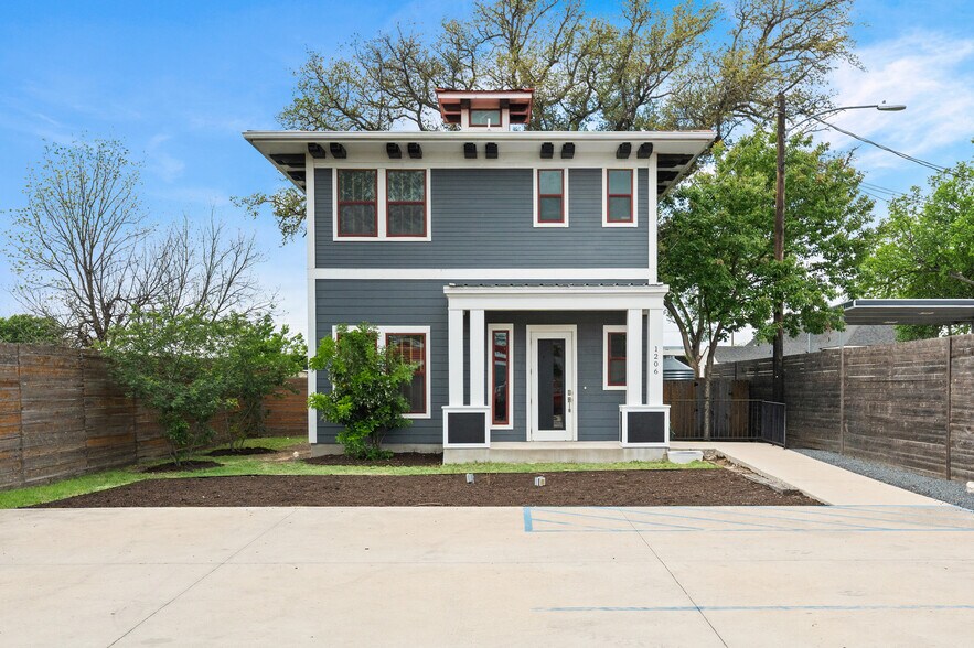 1206 Hart St, Georgetown, TX à vendre - Photo principale – Image 1 sur 32
