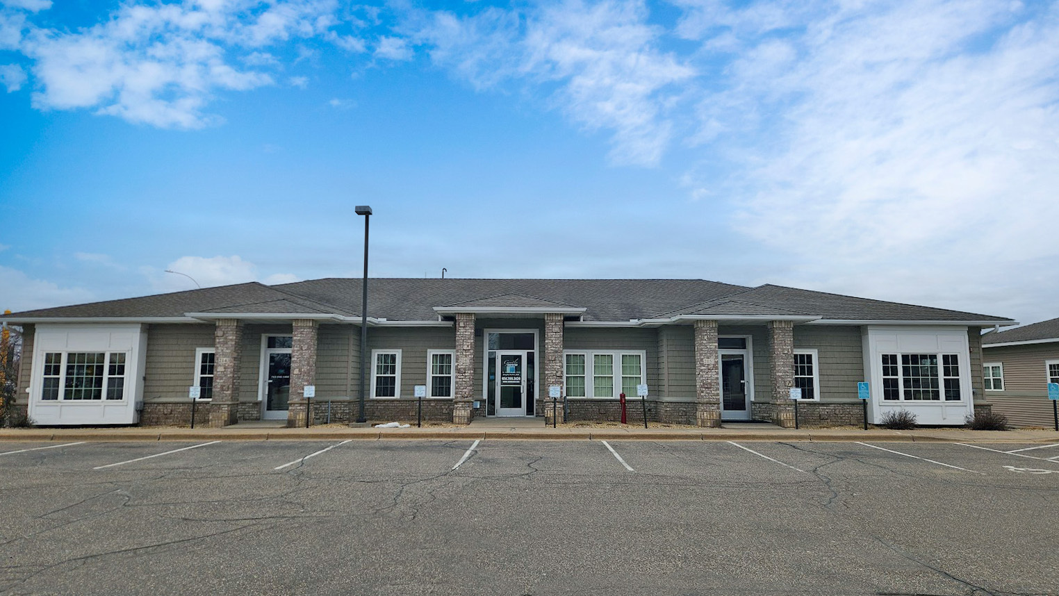 2143-2147 Northdale Blvd NW, Coon Rapids, MN à louer Photo de l’immeuble– Image 1 sur 7