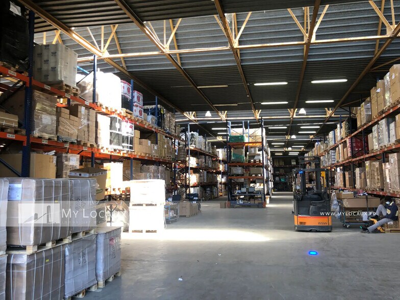 Industriel/Logistique dans Gennevilliers à louer - Photo de l’immeuble – Image 3 sur 8