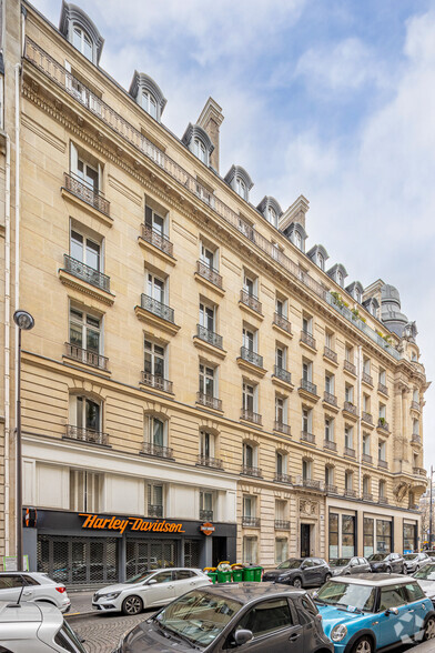 2 Rue Villaret De Joyeuse, Paris à louer - Photo de l’immeuble – Image 3 sur 5