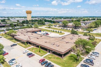 4300-4398 NW 114th St, Urbandale, IA - VUE AÉRIENNE vue de carte - Image1