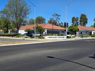 Plus de détails pour 6511 E Serrano Ave, Anaheim, CA - Bureau à louer