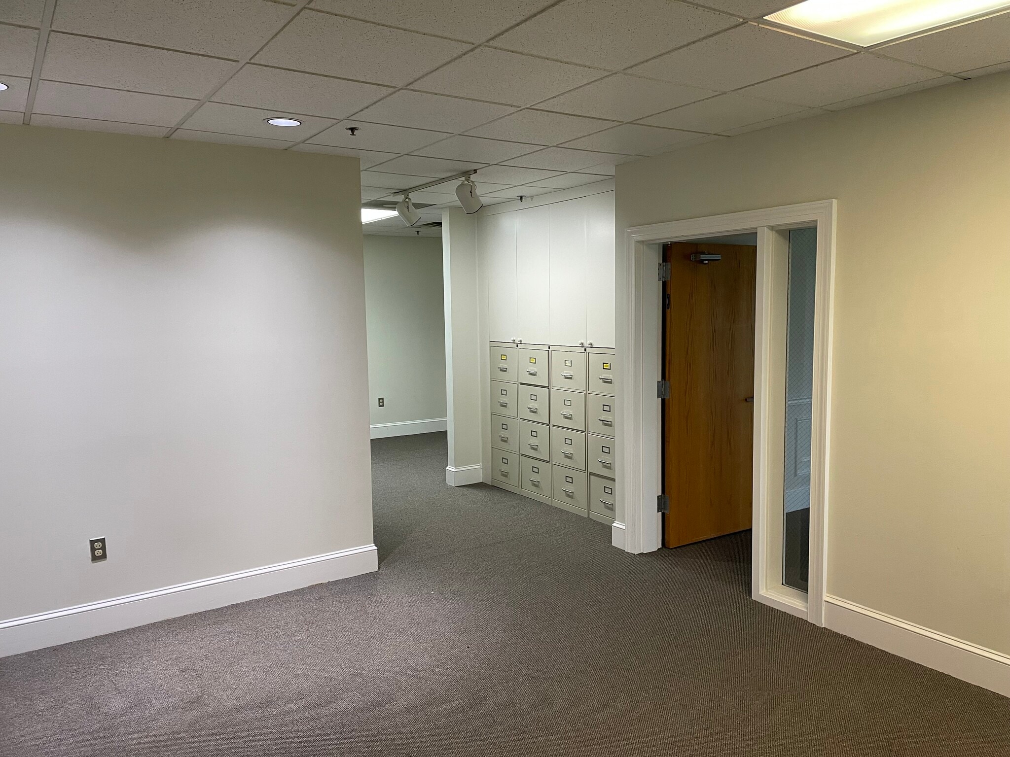 1580 Reed Rd, Pennington, NJ à louer Photo intérieure– Image 1 sur 5