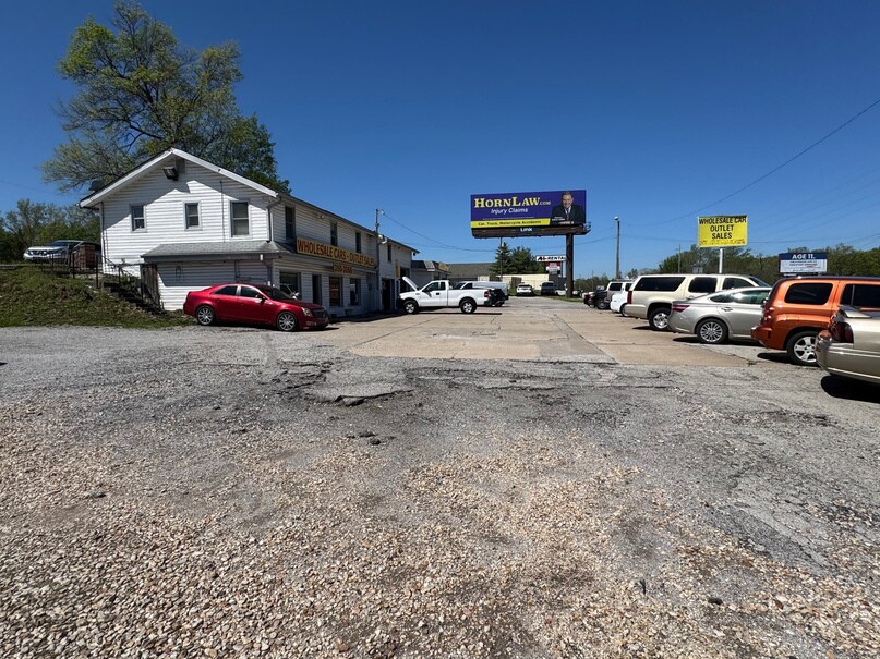 14901 E Us Highway 40, Kansas City, MO à vendre Photo de l’immeuble– Image 1 sur 20