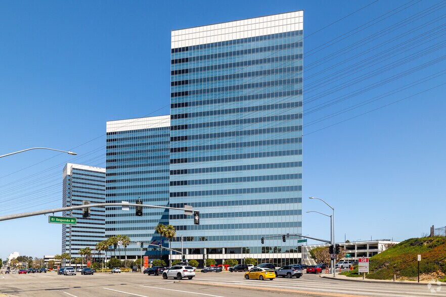 100 N Pacific Coast Hwy, El Segundo, CA à louer - Photo principale – Image 1 sur 2