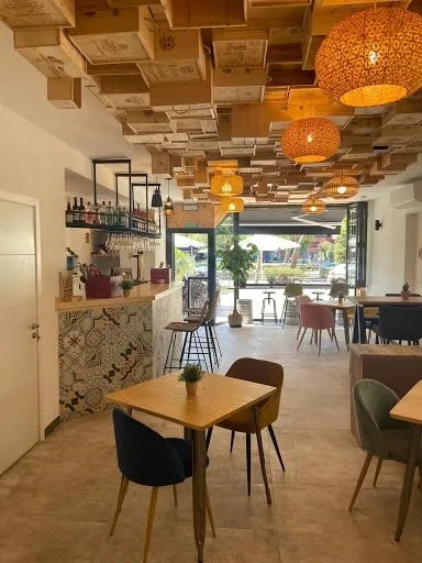 Local commercial dans Pozuelo de Alarcón, Madrid à louer Photo intérieure– Image 1 sur 5