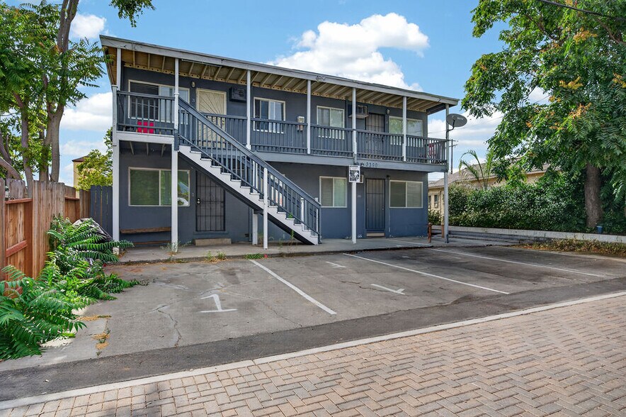 2390-2398 Oakmont St, Sacramento, CA à vendre - Photo de l’immeuble – Image 2 sur 32