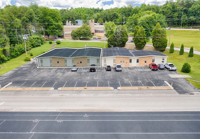 273-275 Midway Ln, Oak Ridge, TN à louer - Photo de l’immeuble – Image 1 sur 16