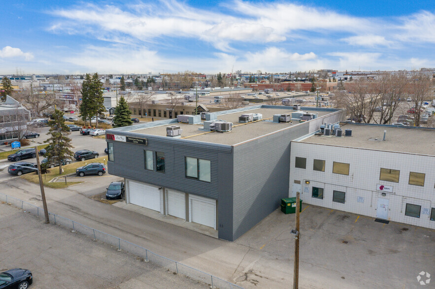 6001 1A St SW, Calgary, AB à louer - Photo de l’immeuble – Image 3 sur 16