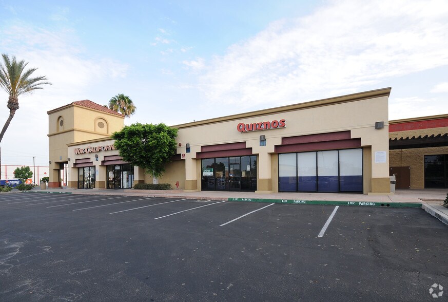4030-4120 N Harbor Blvd, Fullerton, CA à vendre - Photo de l’immeuble – Image 3 sur 13
