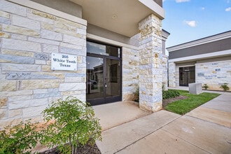 2743 Imperia Dr, Sugar Land, TX à louer Photo de l’immeuble– Image 1 sur 19