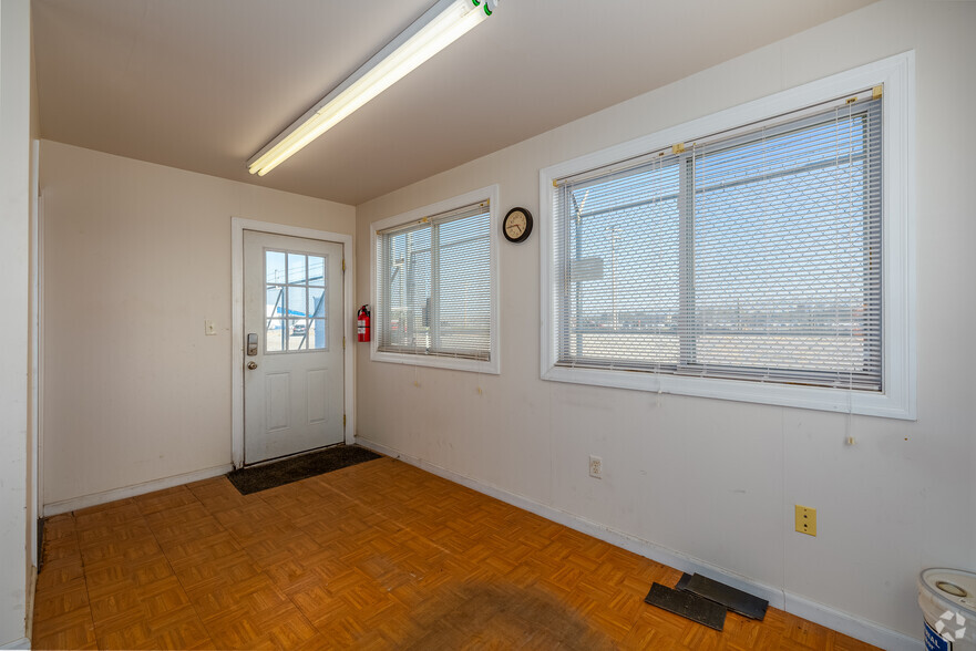 4300 Church Rd, Centreville, IL à louer - Photo intérieure – Image 3 sur 21