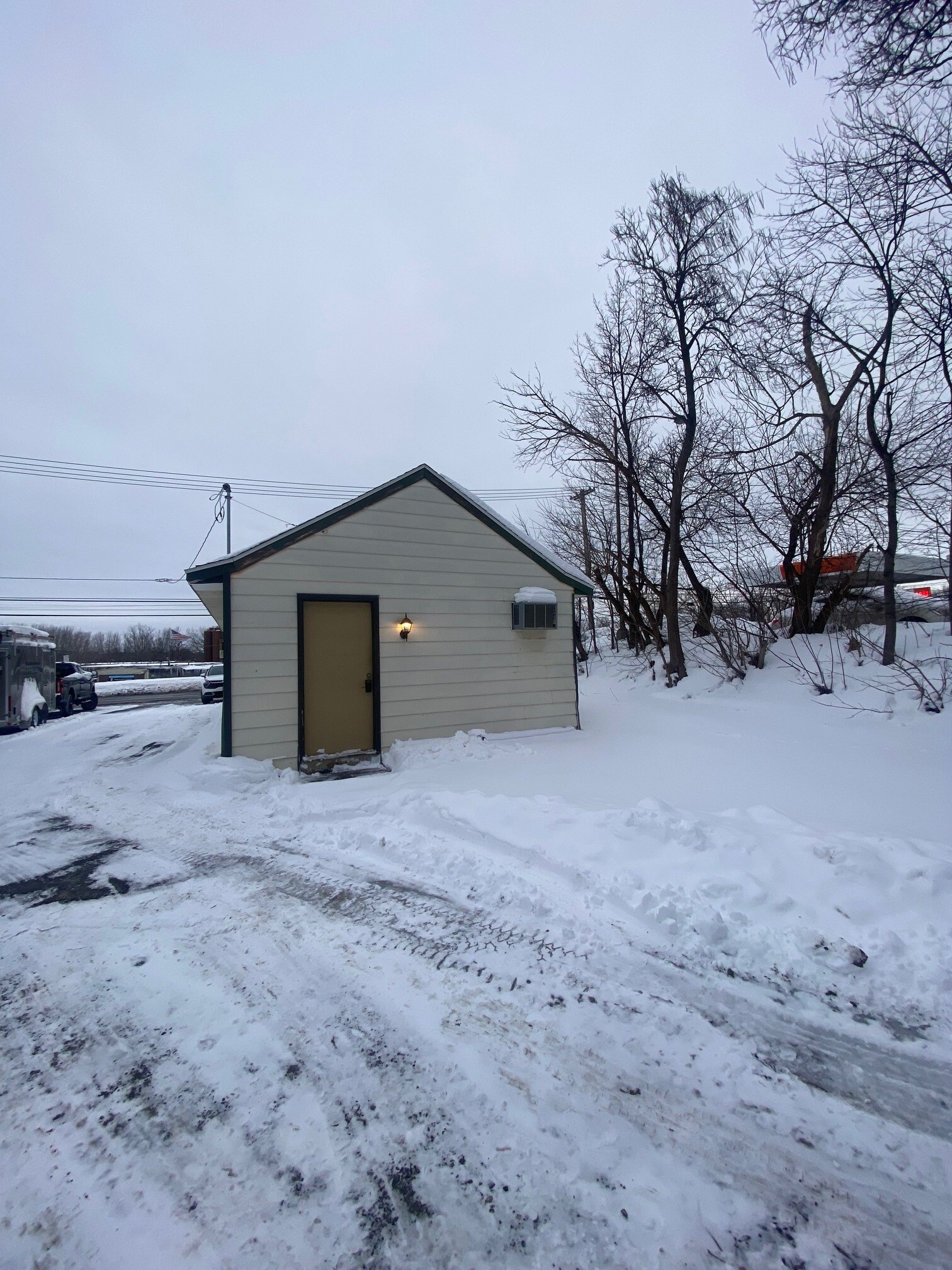 2911 Milton Ave, Syracuse, NY à louer Photo de l’immeuble– Image 1 sur 5