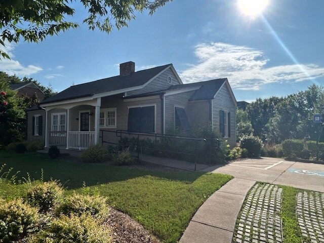 790 Market St, Woodstock, GA à louer - Photo de l’immeuble – Image 3 sur 7