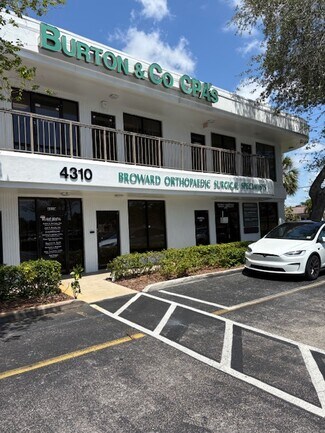 Plus de détails pour 4310 Sheridan St, Hollywood, FL - Bureau à vendre